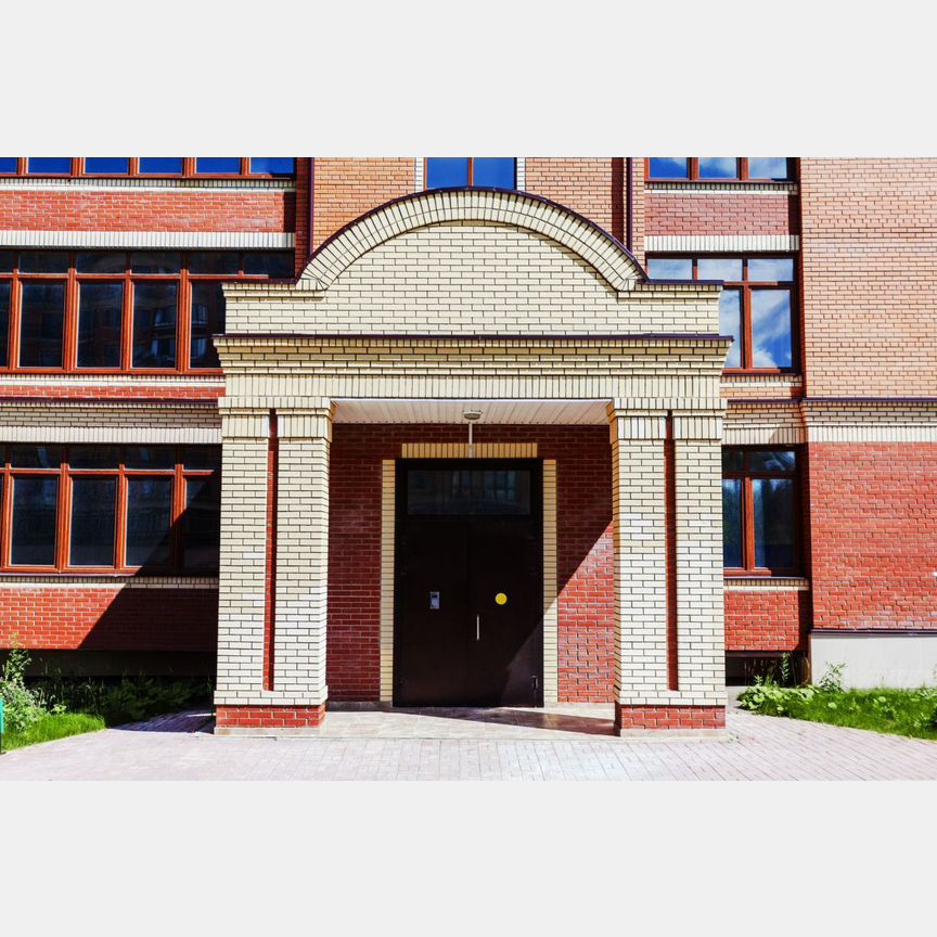 1-к. квартира, 63 м², 5/8 эт.