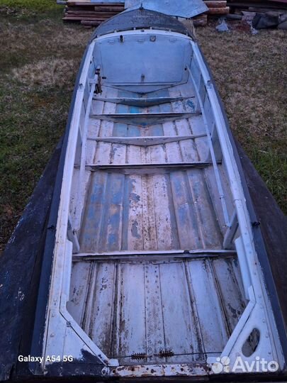 Продам лодку