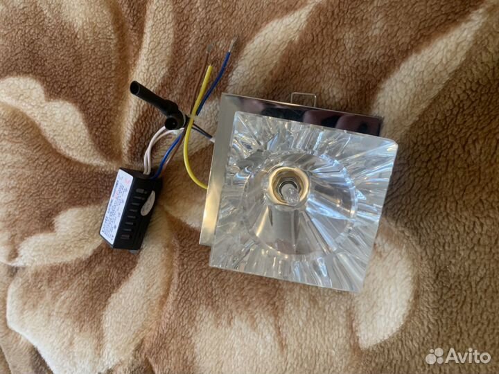 Споты потолочные