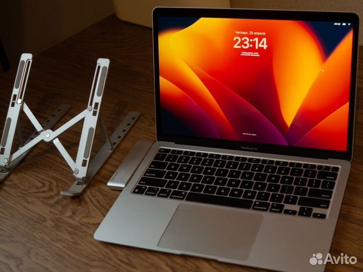 Apple MacBook air 13 2020 m1 8gb 256