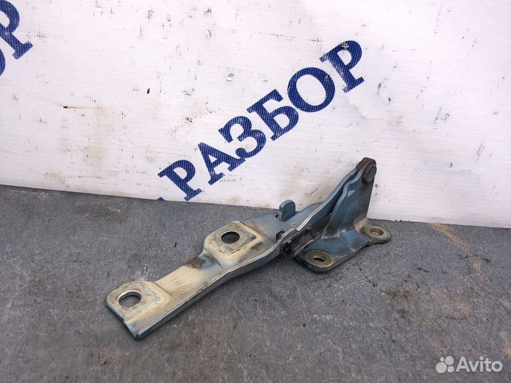 Левая петля капота aveo т200
