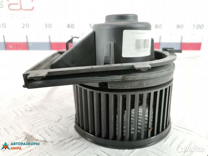 Моторчик печки seat Leon 2001 1J1819021C