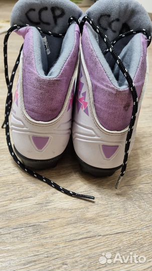 Лыжные ботинки 36 размер trek olimpia NNN