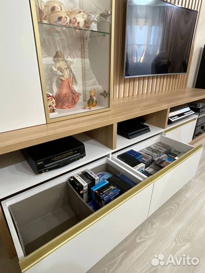 Стенка в гостиную