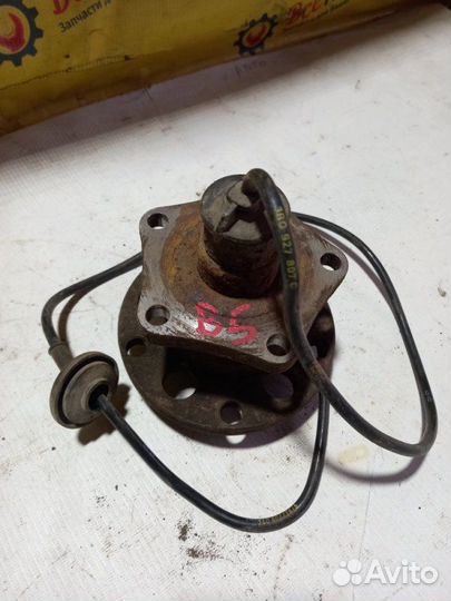 Ступица задняя Volkswagen Passat B5 1.8 ATW 2000