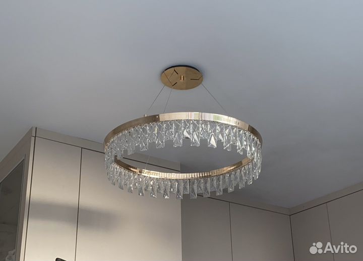 Люстра потолочная