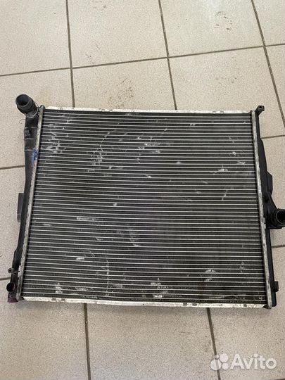 BMW X3 e83 радиатор