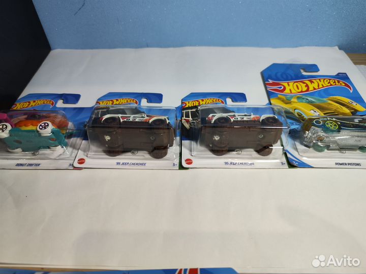 Hot Wheels машинки Tresuare Hunt