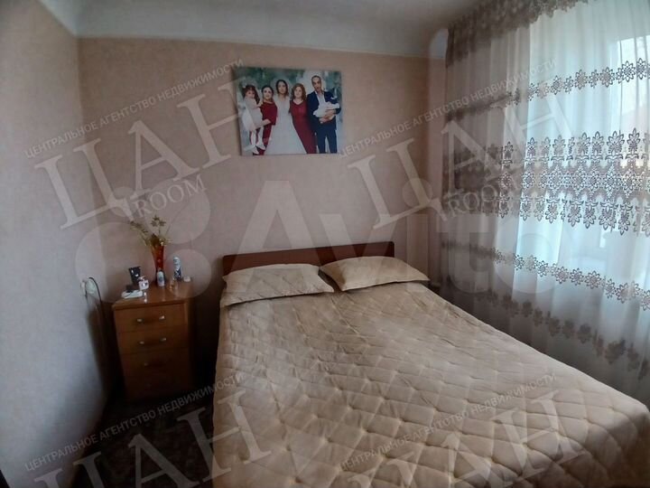 2-к. квартира, 60 м², 1/4 эт.