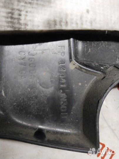 Декоративная крышка двигателя Nissan X Trail T31