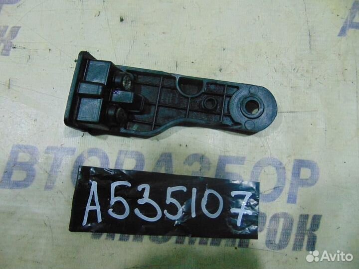 Кронштейн фар правый для Hyundai Solaris 1 2010-2