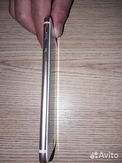 Телефон iPhone 8 64 gb