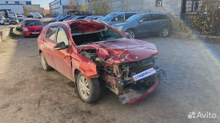 Плафон салонный задний LADA Vesta 8450030708