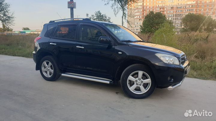 Toyota RAV4 2.0 AT, 2006, 280 000 км
