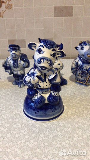 Символы года Гжель