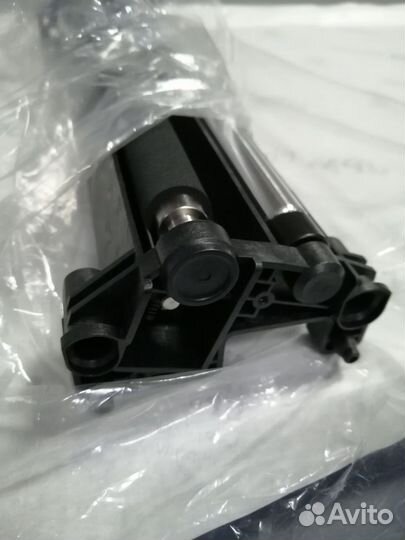 Прижимной ролик для Xerox Versant 80/180/2100/3100