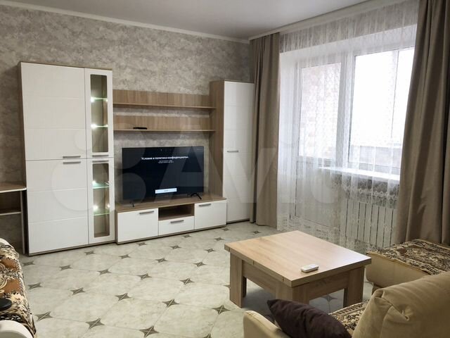 1-к. квартира, 43 м², 3/7 эт.