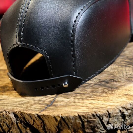 Бейболка из натуральной кожи / ручной работы