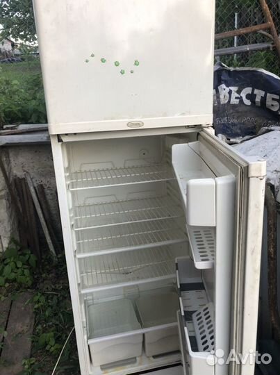 Холодильник