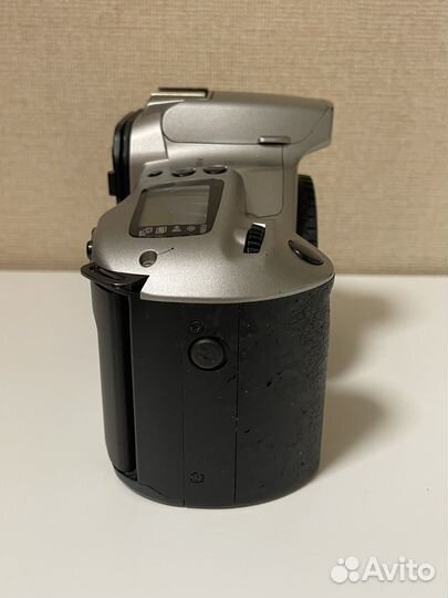 Зеркальный фотоаппарат Canon EOS 300