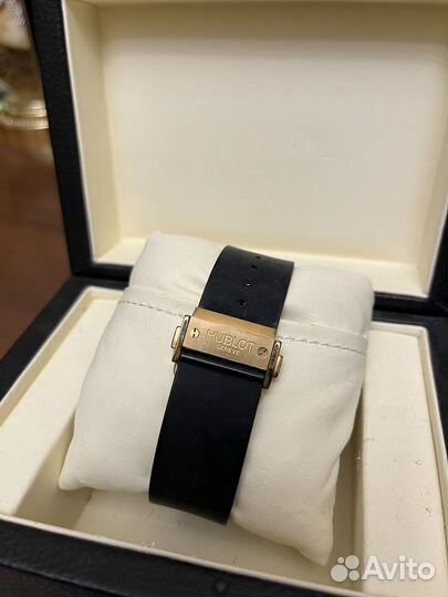 Часы мужские hublot