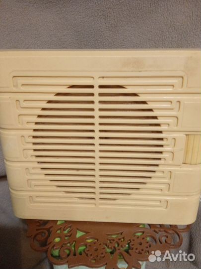 Копилки и громкоговоритель СССР