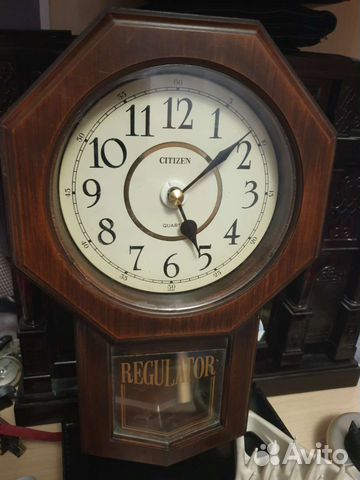 Часы Play, citizen Япония