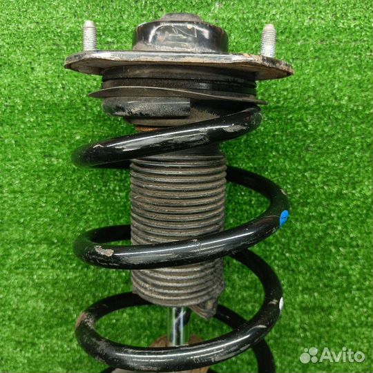 Амортизатор передний правый SsangYong Actyon 2 SUV