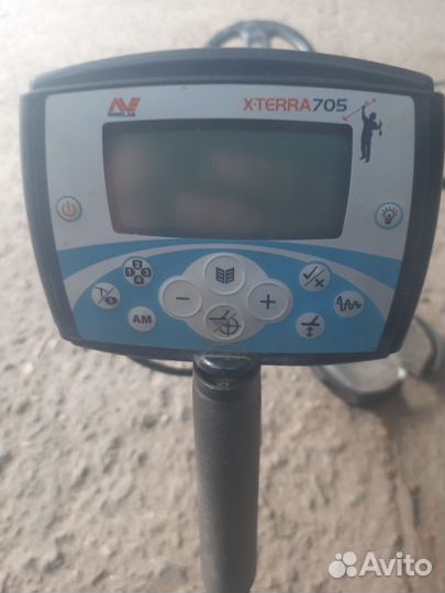 Металлоискатель minelab x terra 705 бу