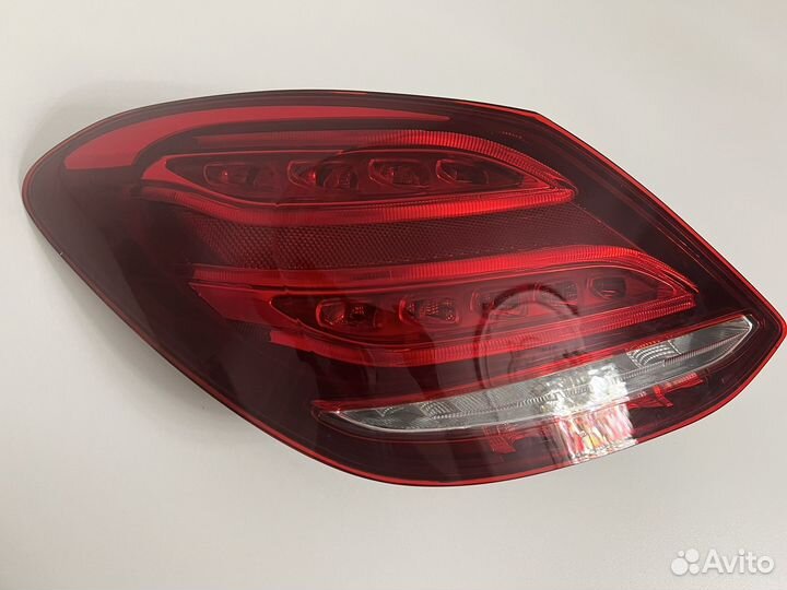 Задние фары Mercedes W205