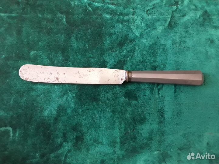 Винтажный нож с ручкой из поделочного камня