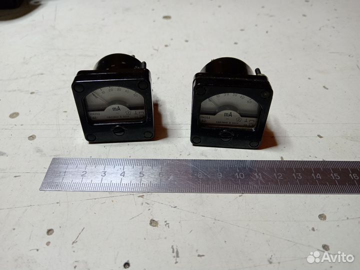 Стрелочные индикаторы СССР разные