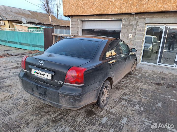 Toyota Avensis 2.0 AT, 2004, 200 000 км