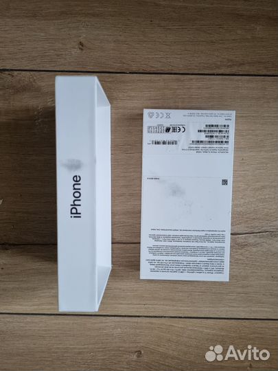 Коробка от iPhone 12