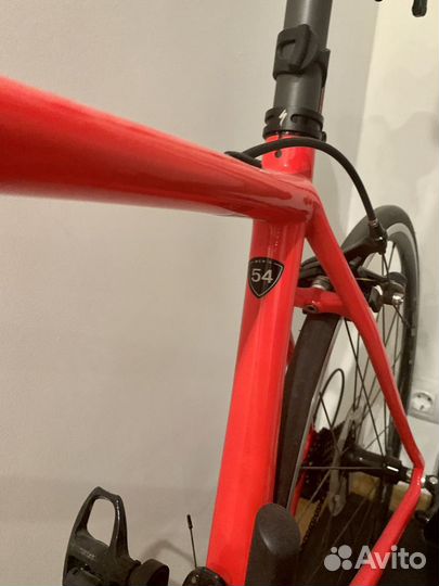 Шоссейный велосипед Specialized Tarmac, карбон, 54