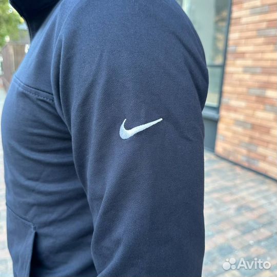 Мужской спортивный костюм nike