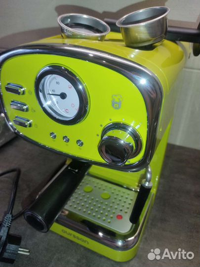 Кофеварка рожковая Oursson EM1505/GA