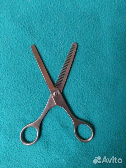 Ножницы и триммер