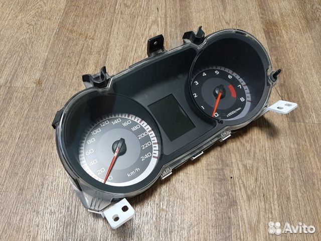 Щиток (панель) приборов митсубиси