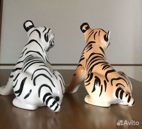 Статуэтка Тигрёнок