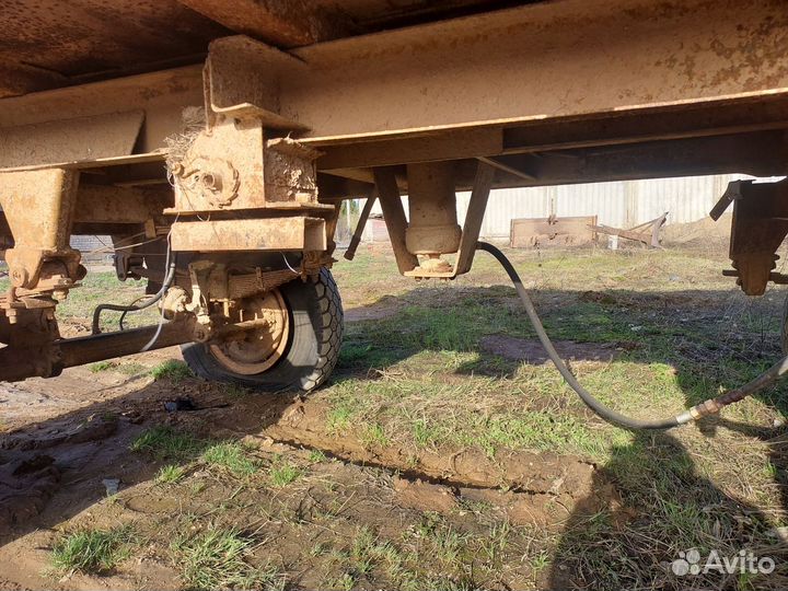 Прицеп самосвальный ГКБ 819, 1995