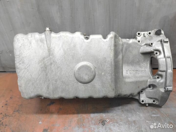 Масляный поддон mercedes om601