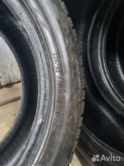 Pirelli Ice Zero FR 225/55 R18