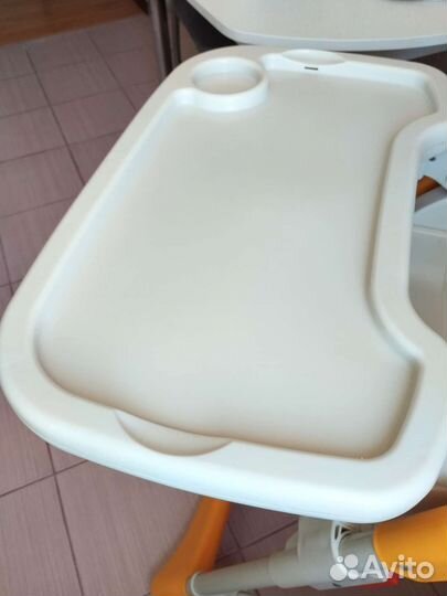 Стульчик для кормления складной