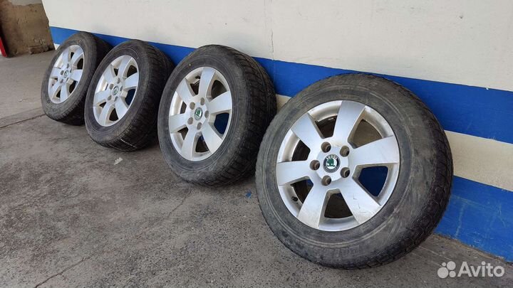 Колеса комплект 195/65/15 зима Skoda