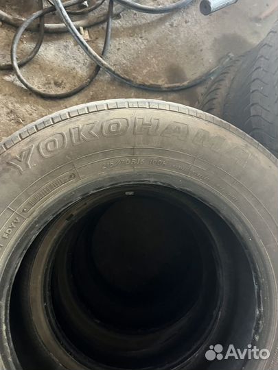 Yokohama Advan Sport V102 215/70 R16