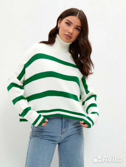 Свитер женский