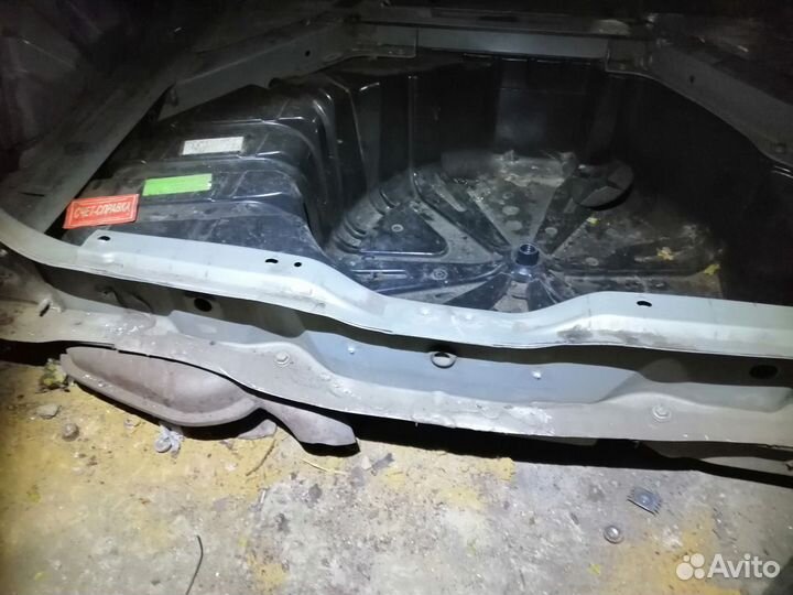 Пол багажника Renault Scenic 2
