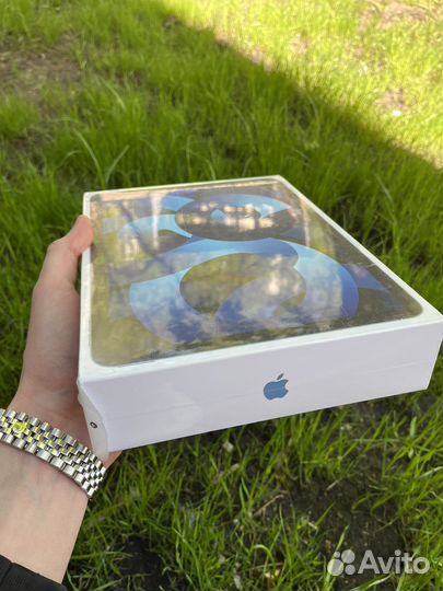 Планшет iPad Air 5 Wi-fi новый