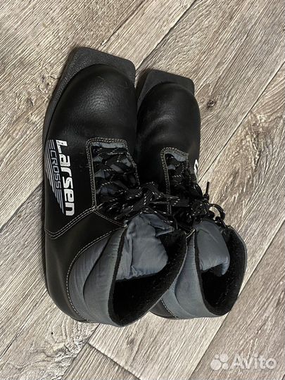 Лыжи беговые Tisa палки larsen